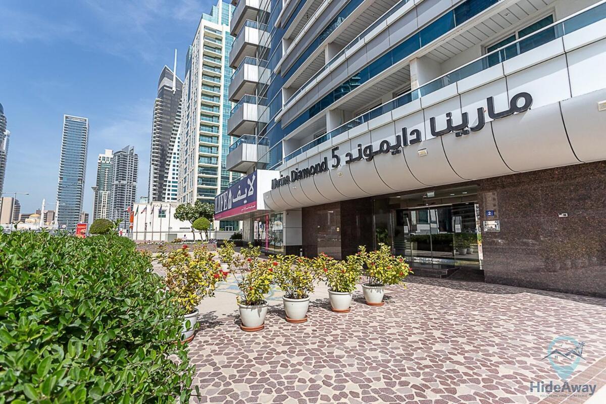 2br Breathtaking Waterfront Heart Of Marina * Dubai