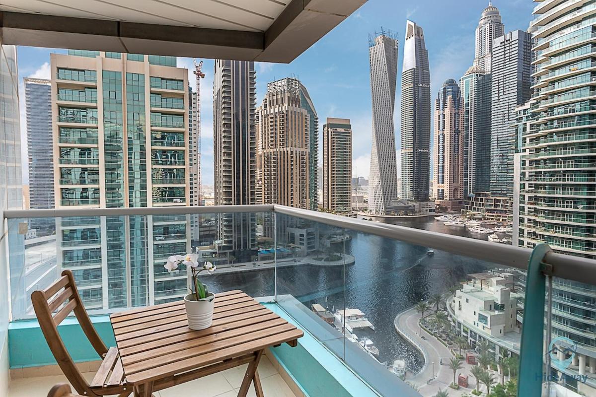 2br Breathtaking Waterfront Heart Of Marina Dubai